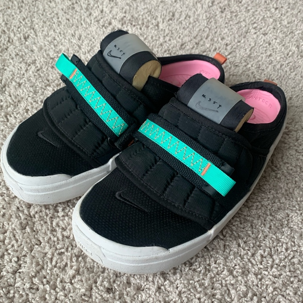 Nike N.354 Offline Slides